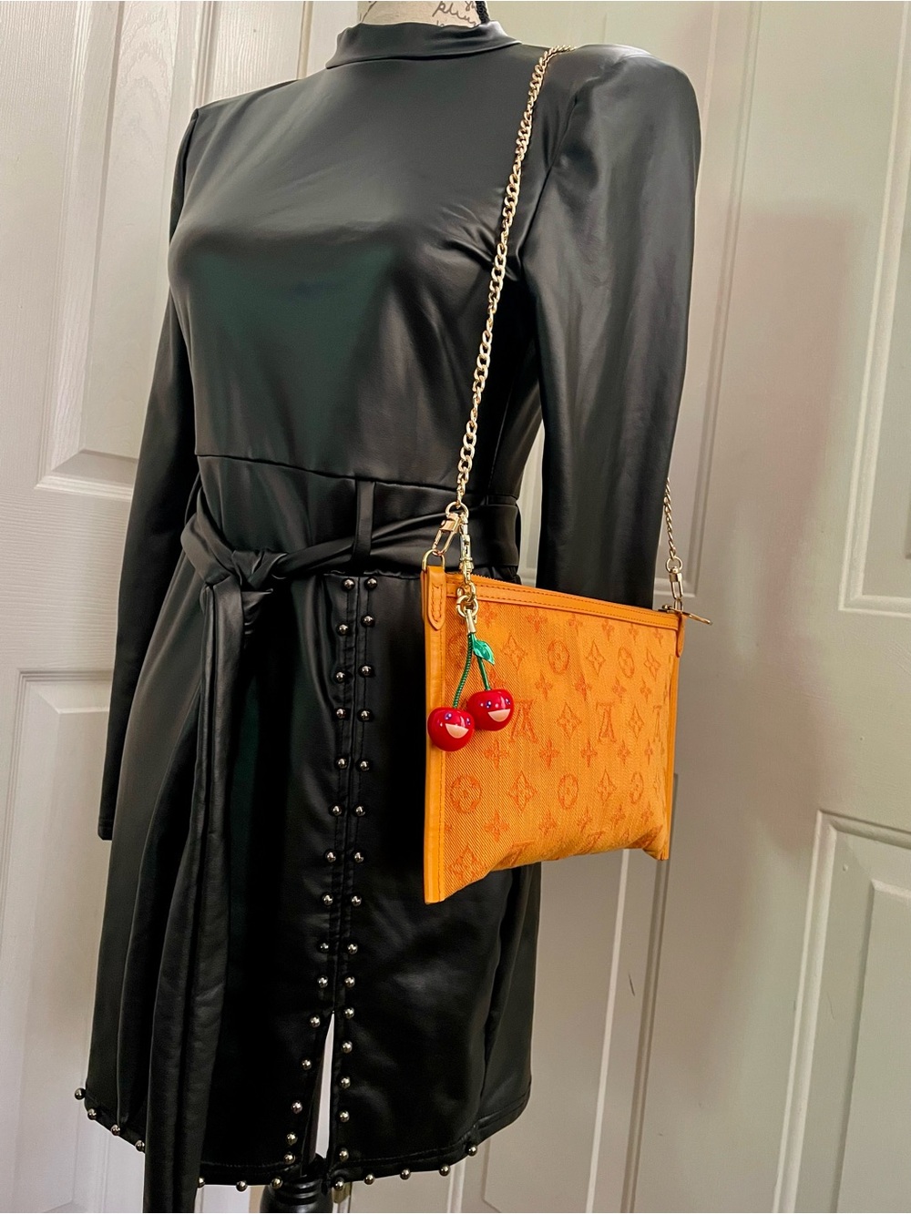 Louis Vuitton monogram Shoulder Bag